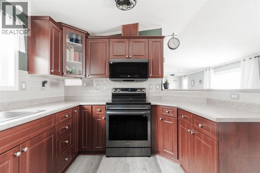 153 Lodgepole Way, Fort Mcmurray, Alberta  T9K 0H8 - Photo 13 - A2287044