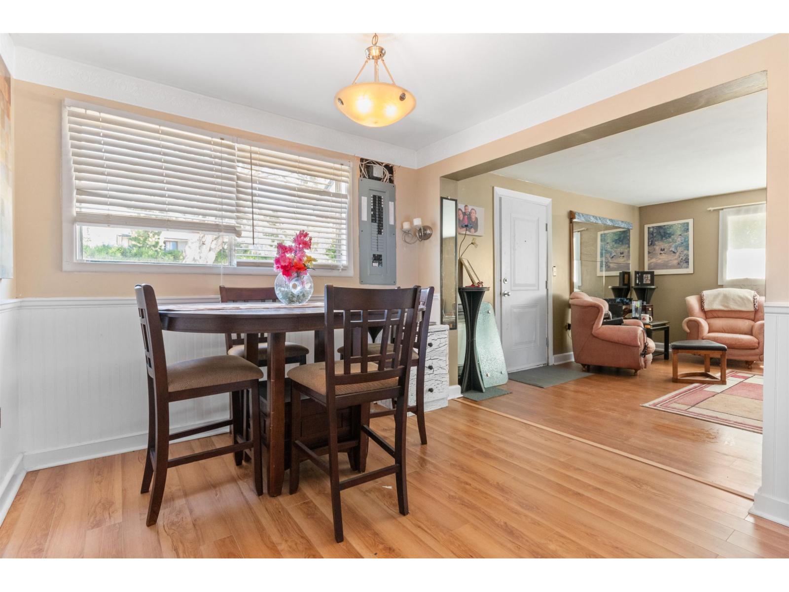 586 6th Avenue, Hope, Hope, British Columbia  V0X 1L0 - Photo 12 - R3094177