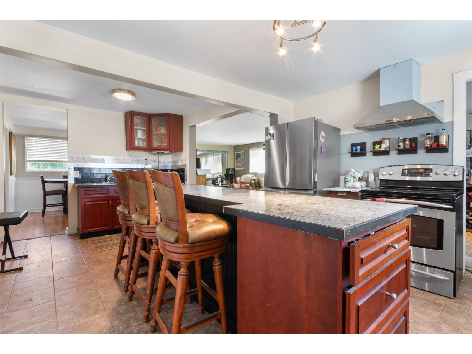 586 6th Avenue, Hope, Hope, British Columbia  V0X 1L0 - Photo 10 - R3094177