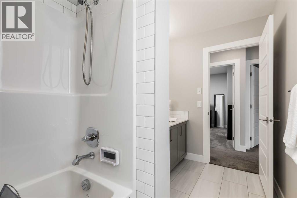 1260 Chinook Gate Bay Sw, Airdrie, Alberta  T4B 5J2 - Photo 32 - A2286771