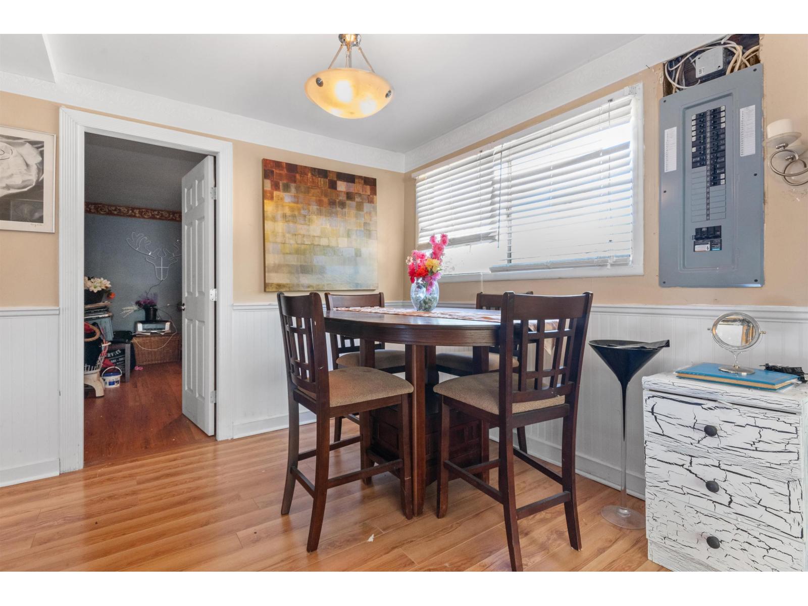 586 6th Avenue, Hope, Hope, British Columbia  V0X 1L0 - Photo 13 - R3094177