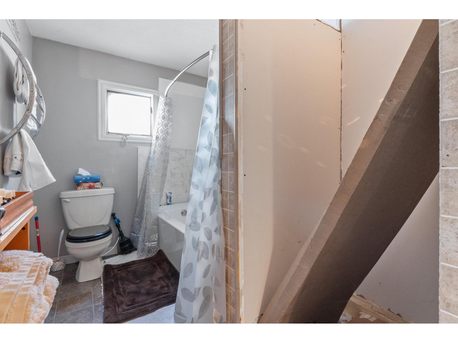 586 6th Avenue, Hope, Hope, British Columbia  V0X 1L0 - Photo 19 - R3094177