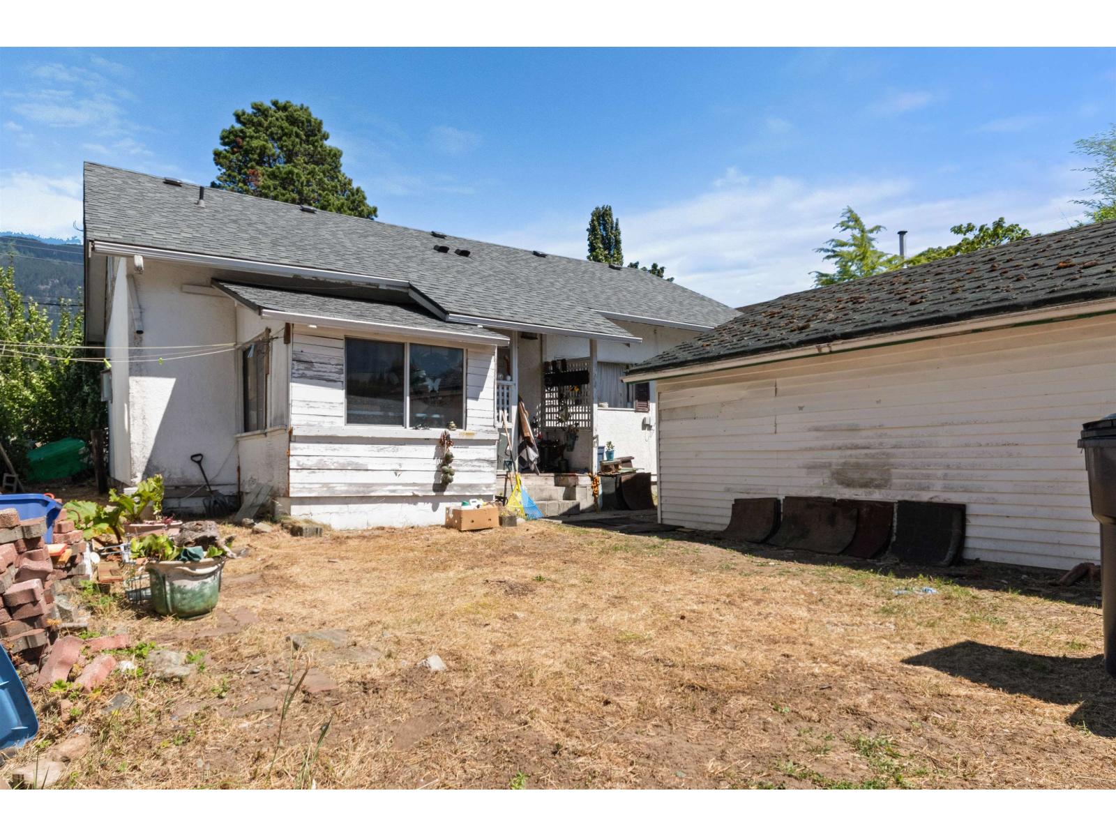 586 6th Avenue, Hope, Hope, British Columbia  V0X 1L0 - Photo 27 - R3094177