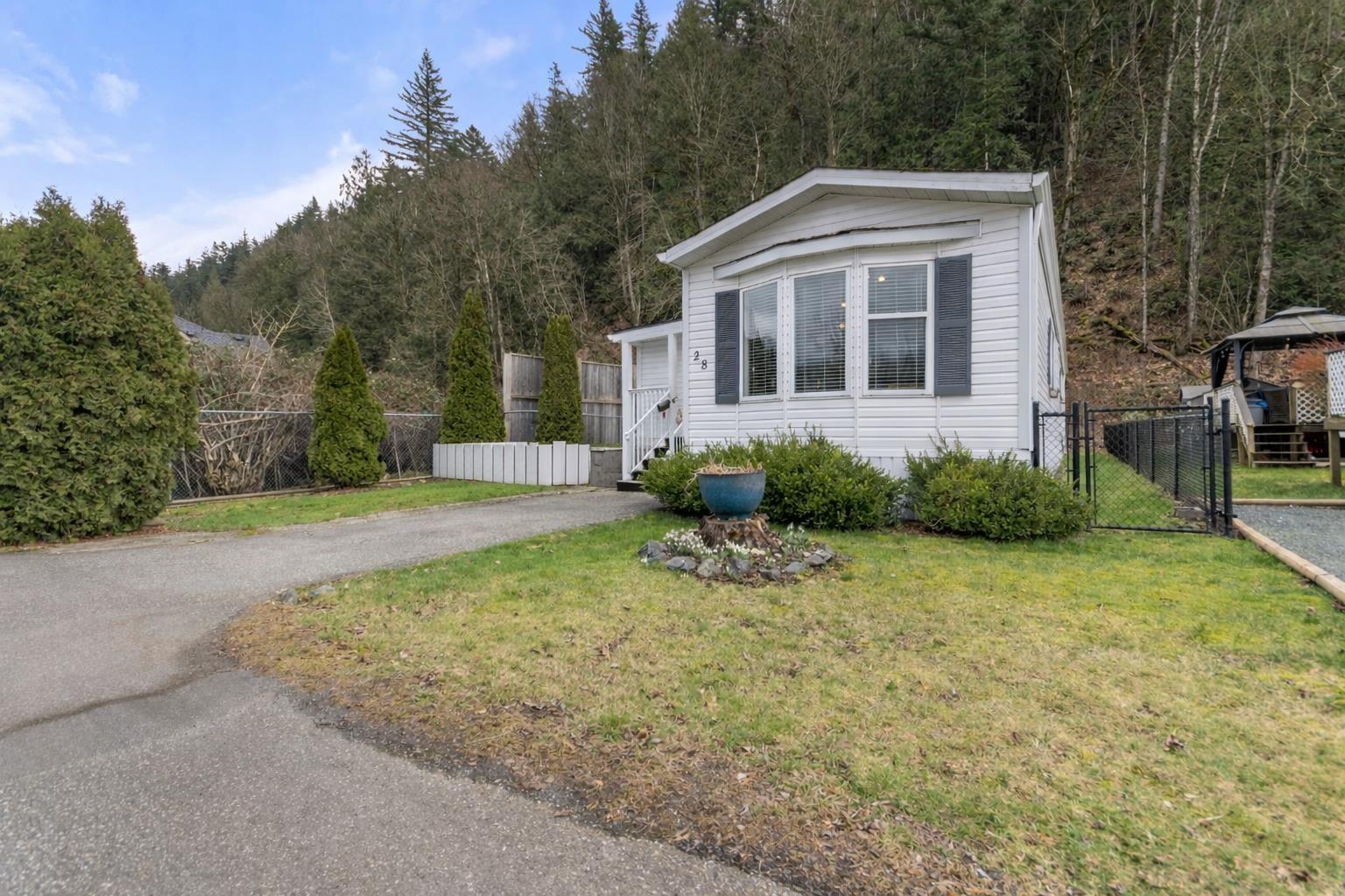 28 45715 Alma Avenue, Vedder Crossing, Chilliwack, British Columbia  V2R 3M5 - Photo 3 - R3094198
