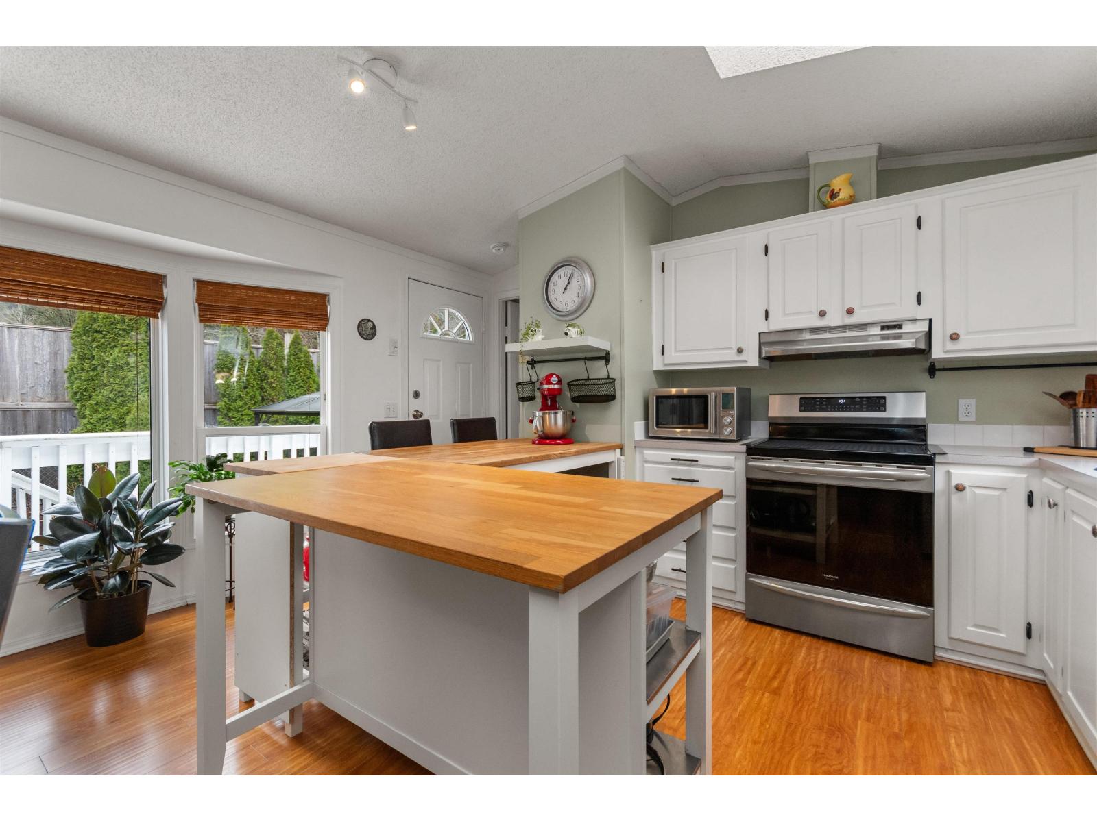 28 45715 Alma Avenue, Vedder Crossing, Chilliwack, British Columbia  V2R 3M5 - Photo 12 - R3094198