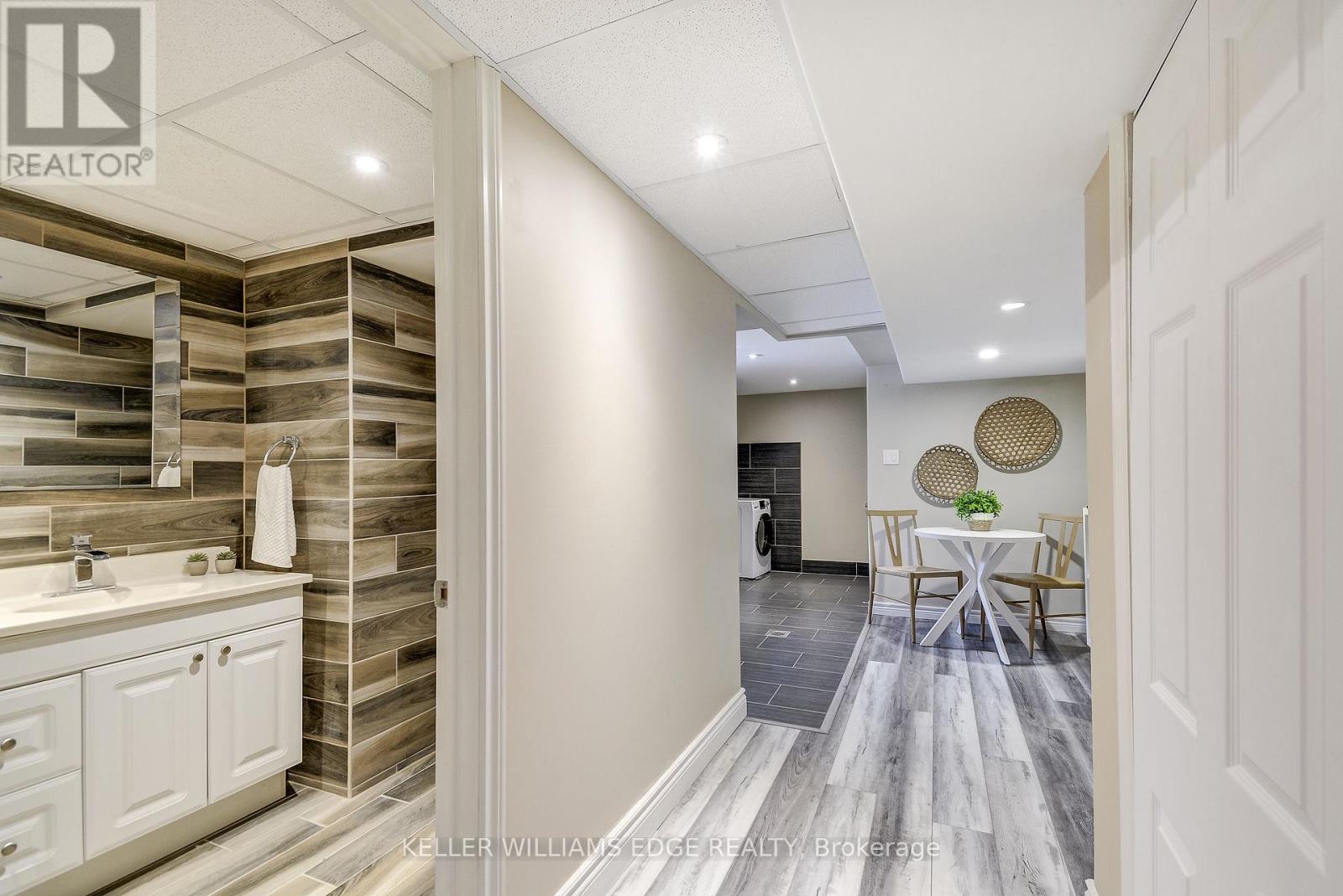 301 East 43rd Street, Hamilton, Ontario  L8T 3C6 - Photo 30 - X12828204