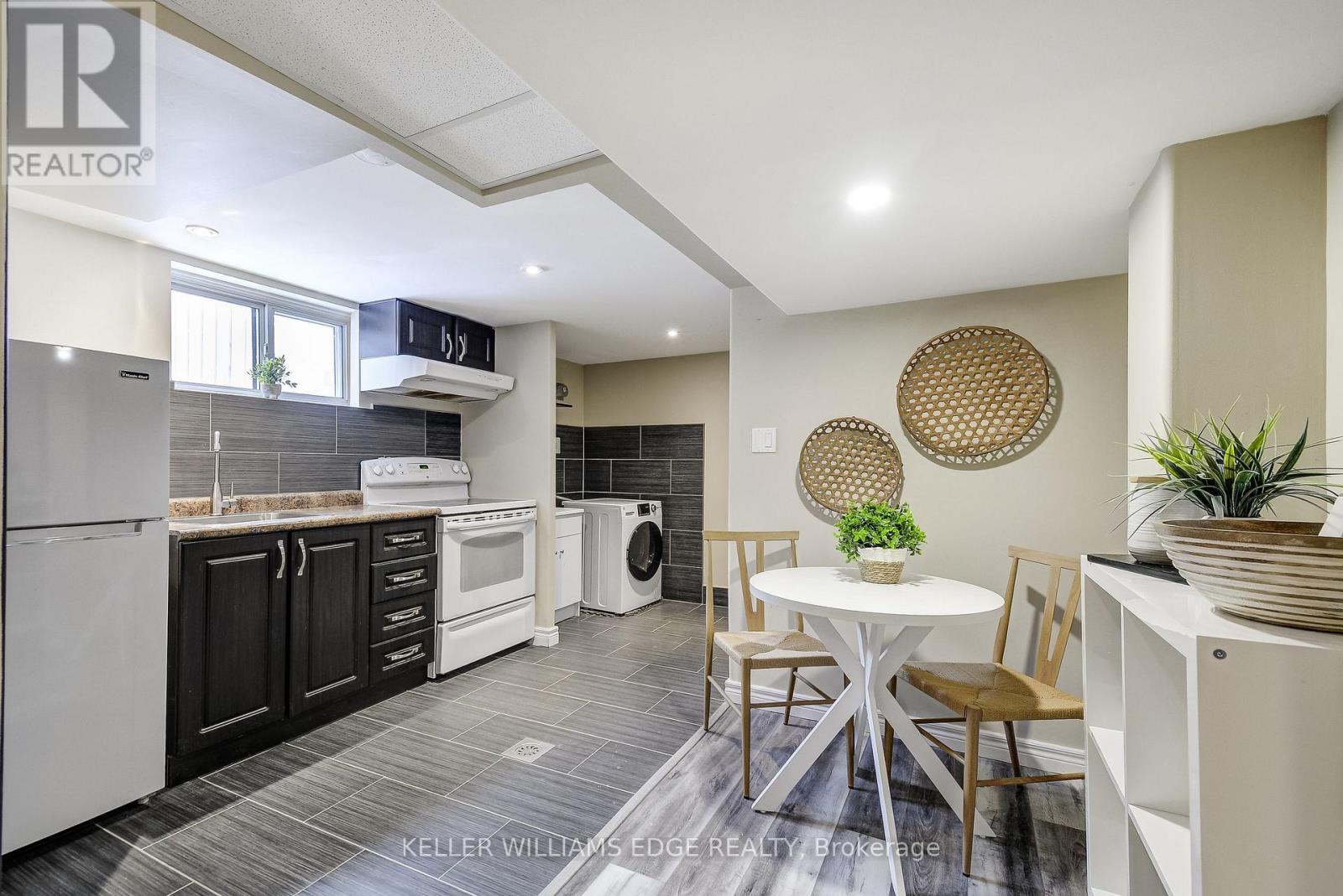 301 East 43rd Street, Hamilton, Ontario  L8T 3C6 - Photo 34 - X12828204