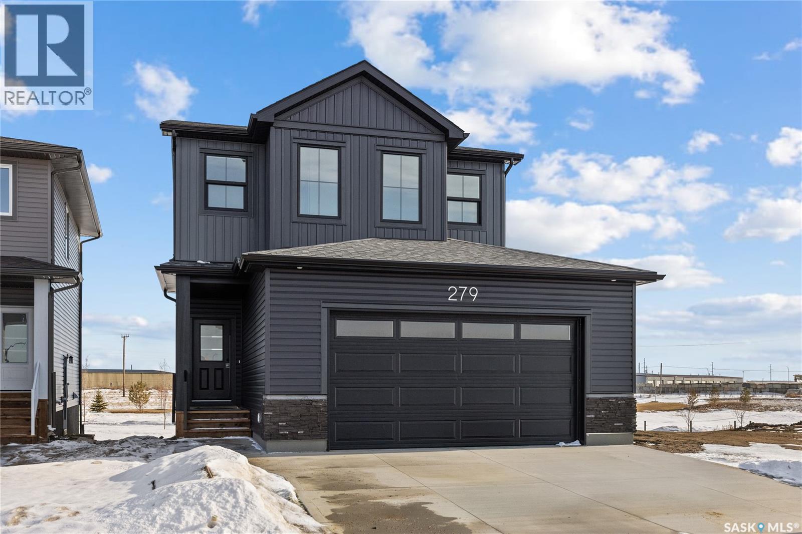 279 Nazarali Way, Saskatoon, Saskatchewan  S7V 1X6 - Photo 1 - SK029346