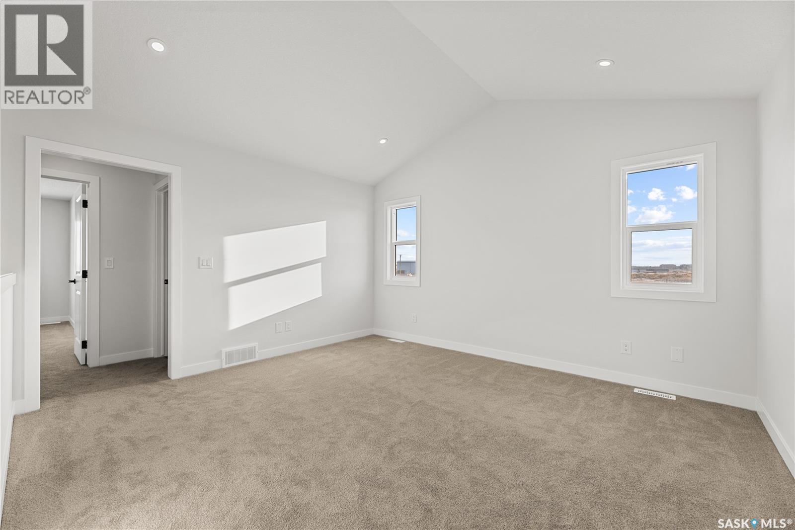 279 Nazarali Way, Saskatoon, Saskatchewan  S7V 1X6 - Photo 32 - SK029346