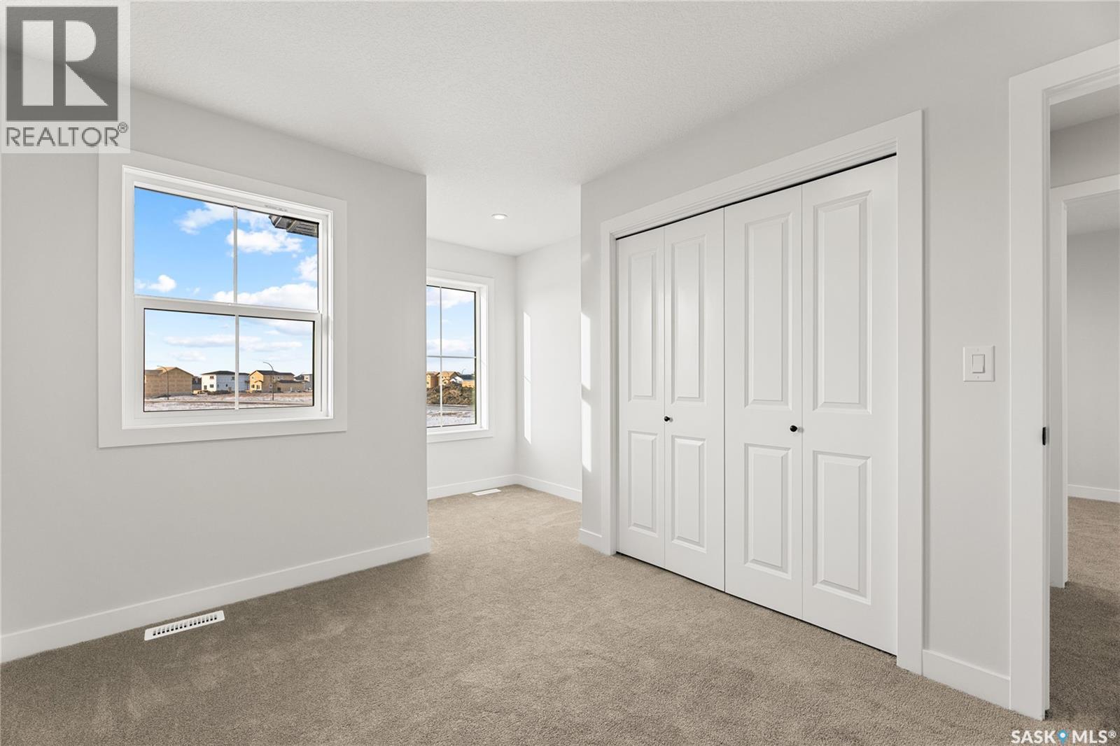 279 Nazarali Way, Saskatoon, Saskatchewan  S7V 1X6 - Photo 38 - SK029346