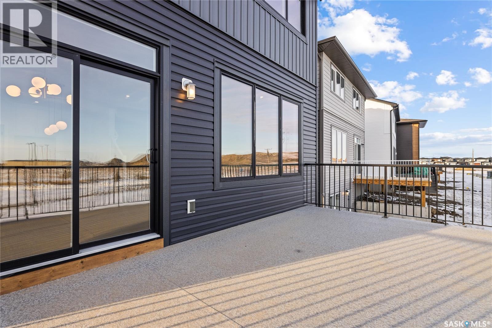 279 Nazarali Way, Saskatoon, Saskatchewan  S7V 1X6 - Photo 48 - SK029346