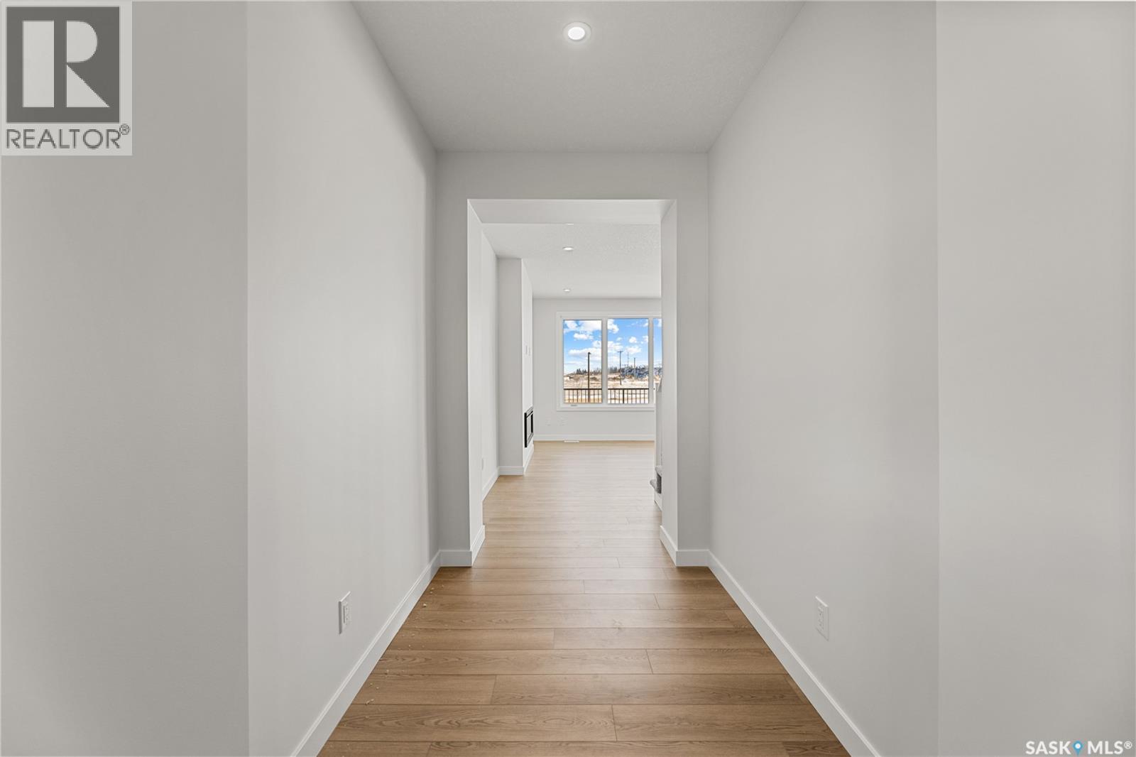 279 Nazarali Way, Saskatoon, Saskatchewan  S7V 1X6 - Photo 7 - SK029346