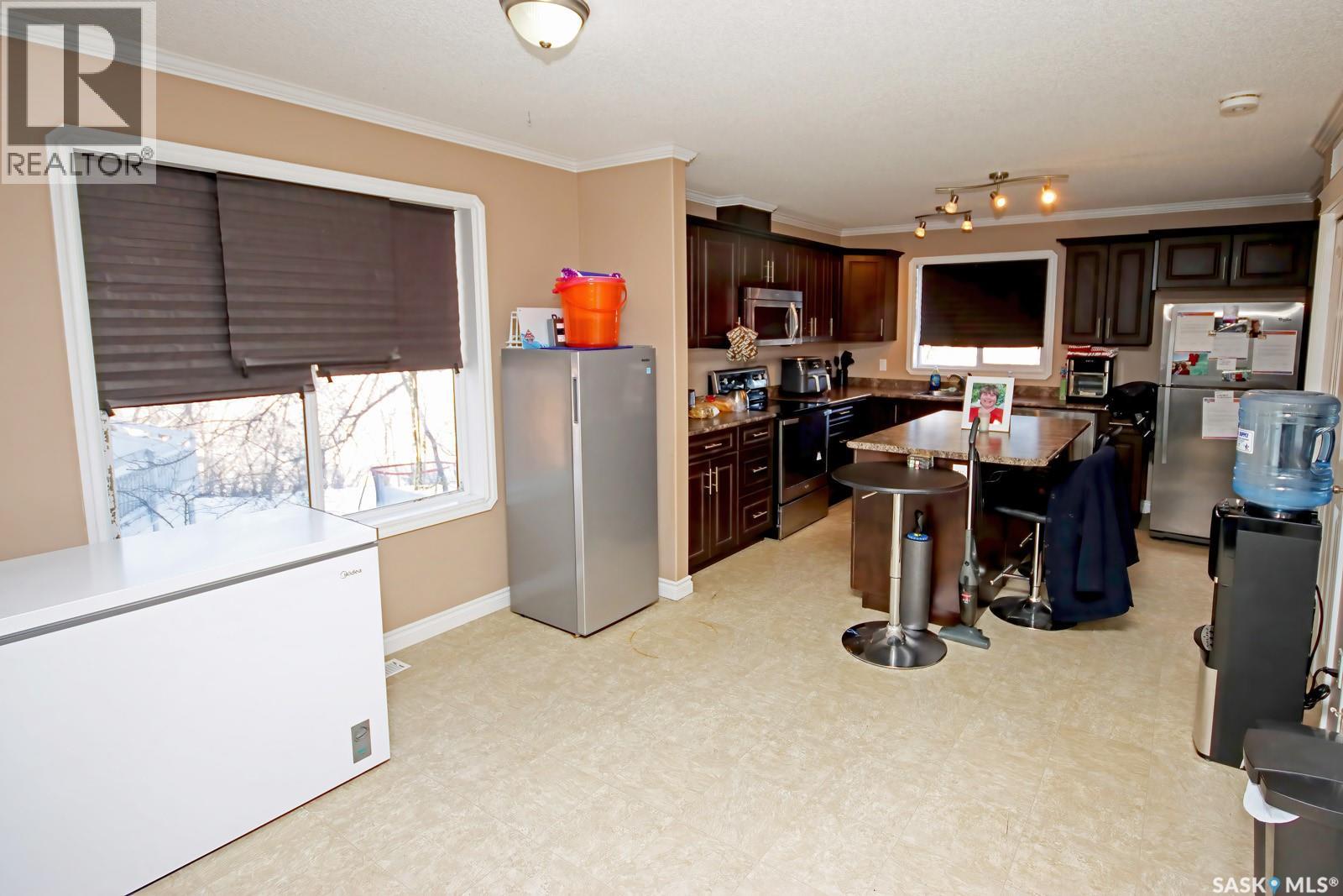 1805 3rd Street, Estevan, Saskatchewan  S4A 0T1 - Photo 4 - SK029338