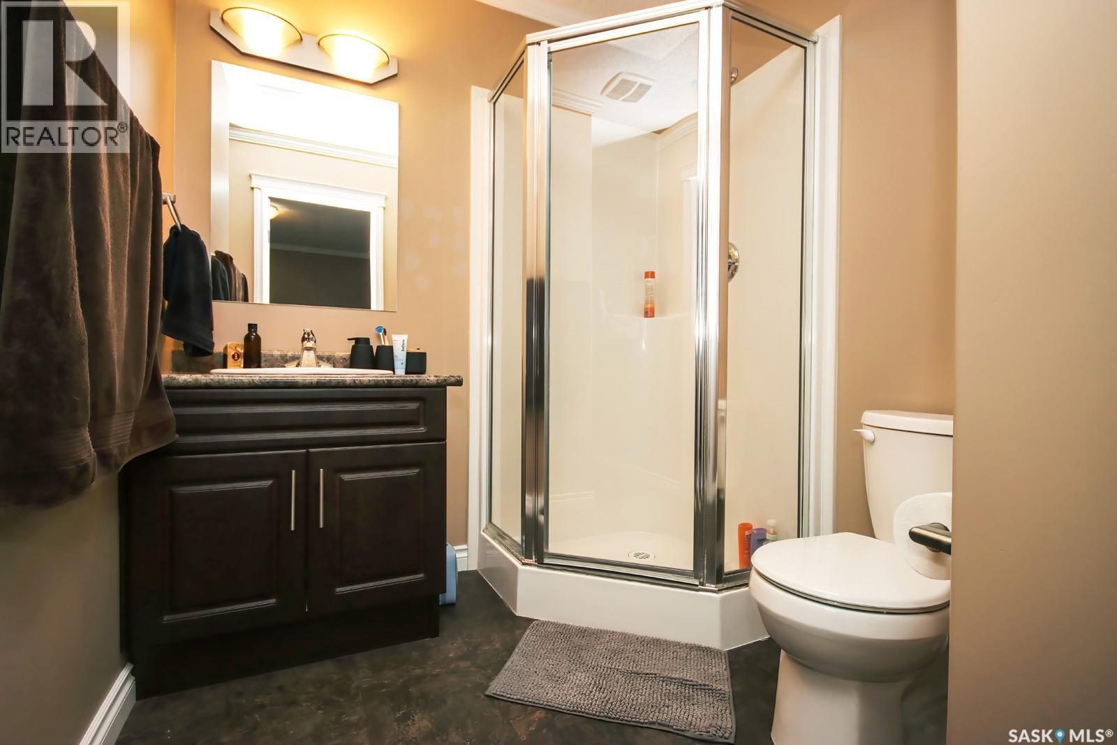 1805 3rd Street, Estevan, Saskatchewan  S4A 0T1 - Photo 43 - SK029338