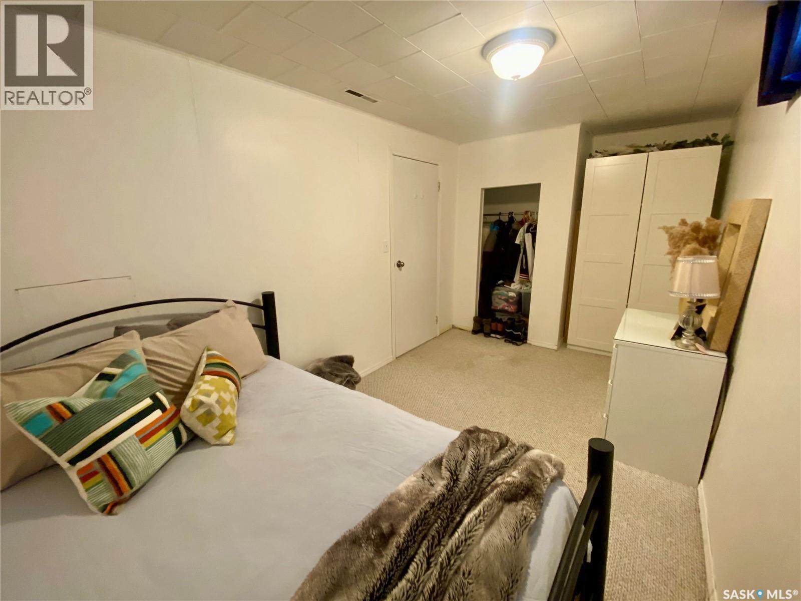 91 Moir Drive, Oxbow, Saskatchewan  S0C 2B0 - Photo 25 - SK029313