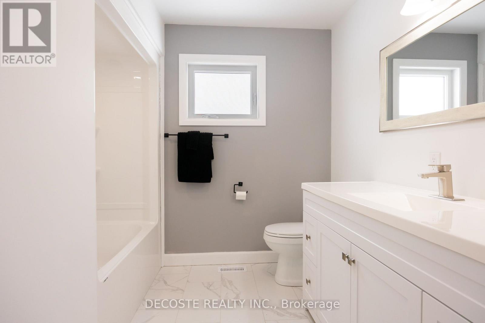 24 S Beech Street, South Glengarry, Ontario K0C 1N0 - Photo 18 - X12828338