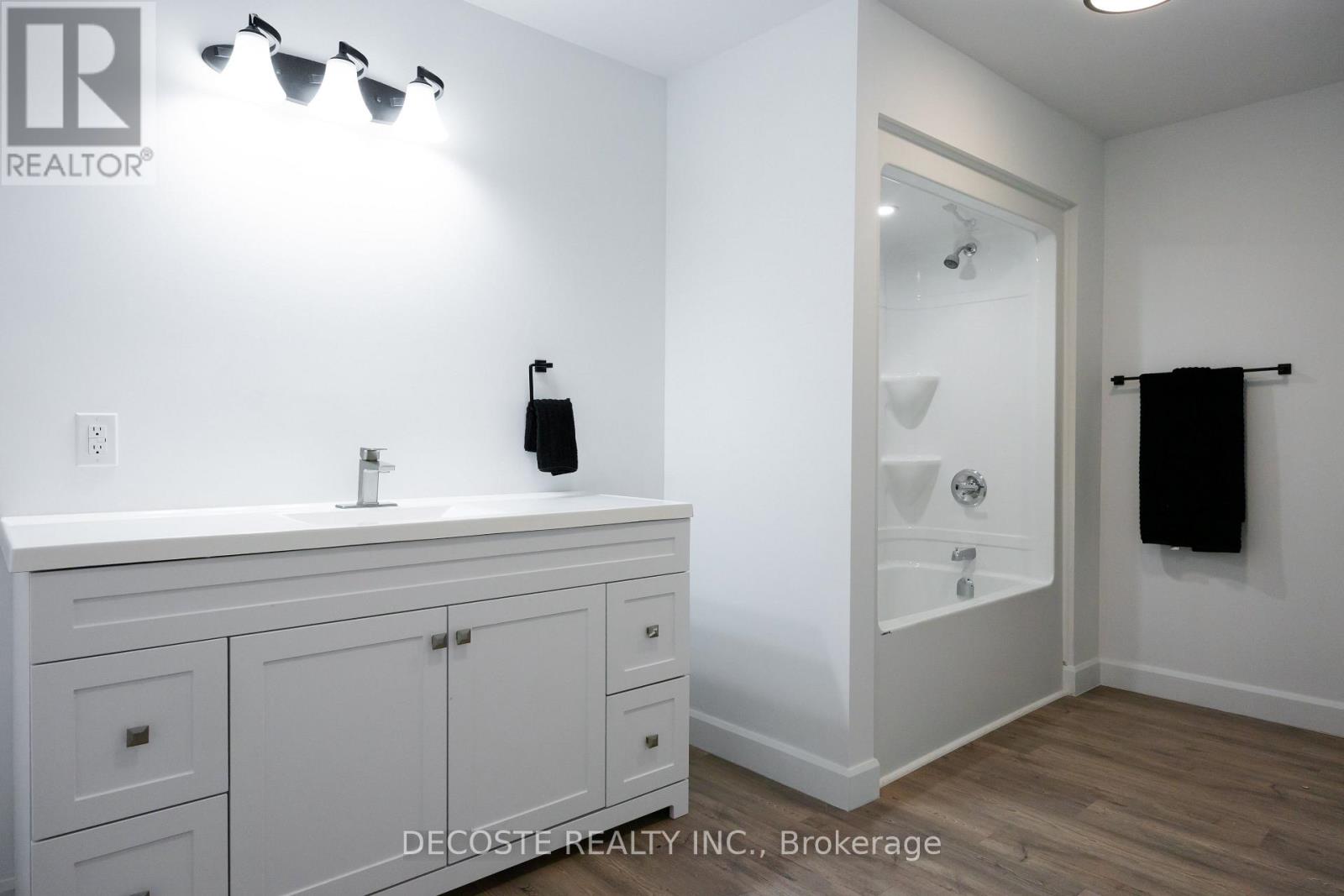 24 S Beech Street, South Glengarry, Ontario K0C 1N0 - Photo 25 - X12828338