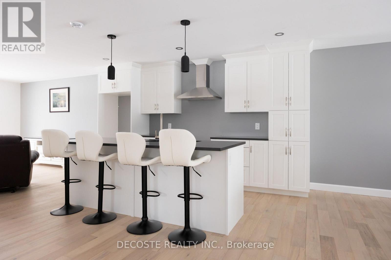 24 S Beech Street, South Glengarry, Ontario K0C 1N0 - Photo 7 - X12828338