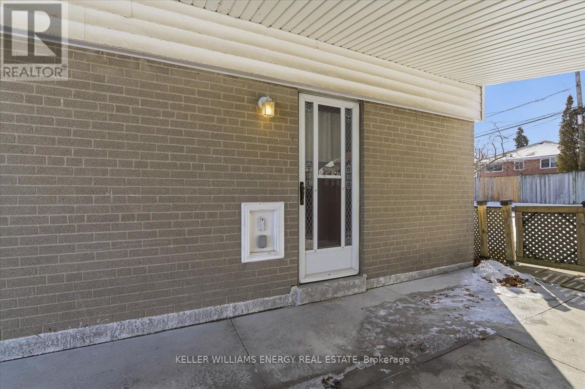 886 Antonio Street, Pickering, Ontario  L1W 1T3 - Photo 34 - E12814992
