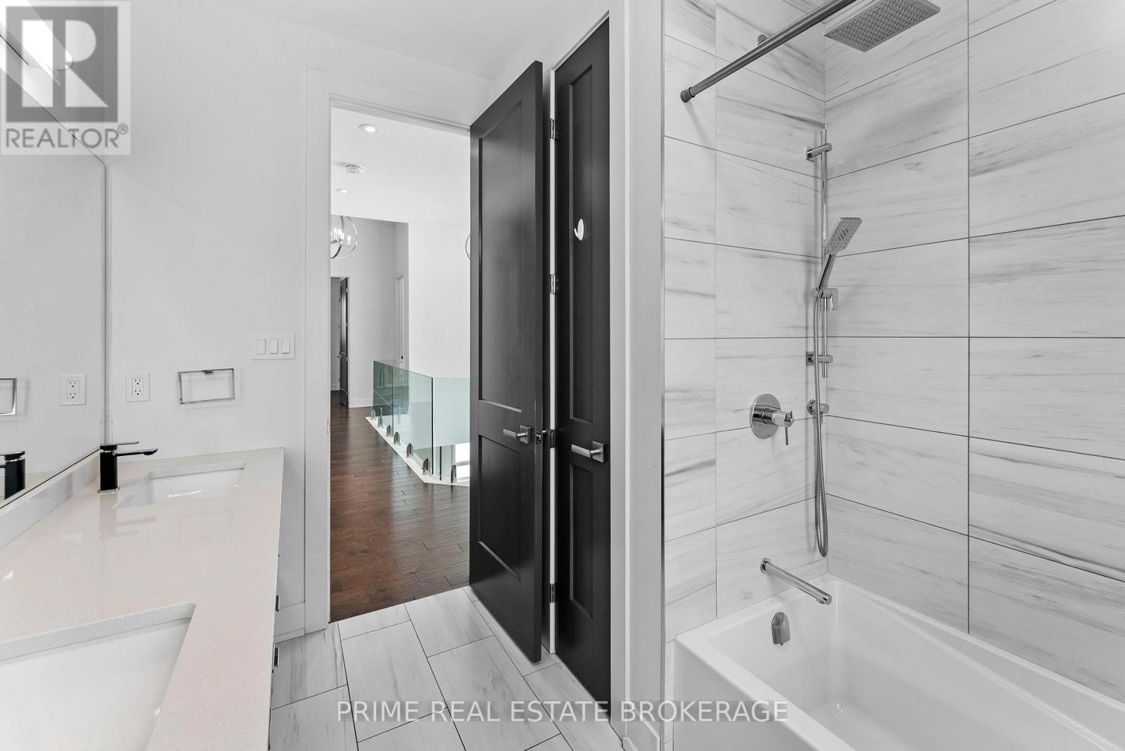 Photo 34 of 47 for 115 South Carriage Road