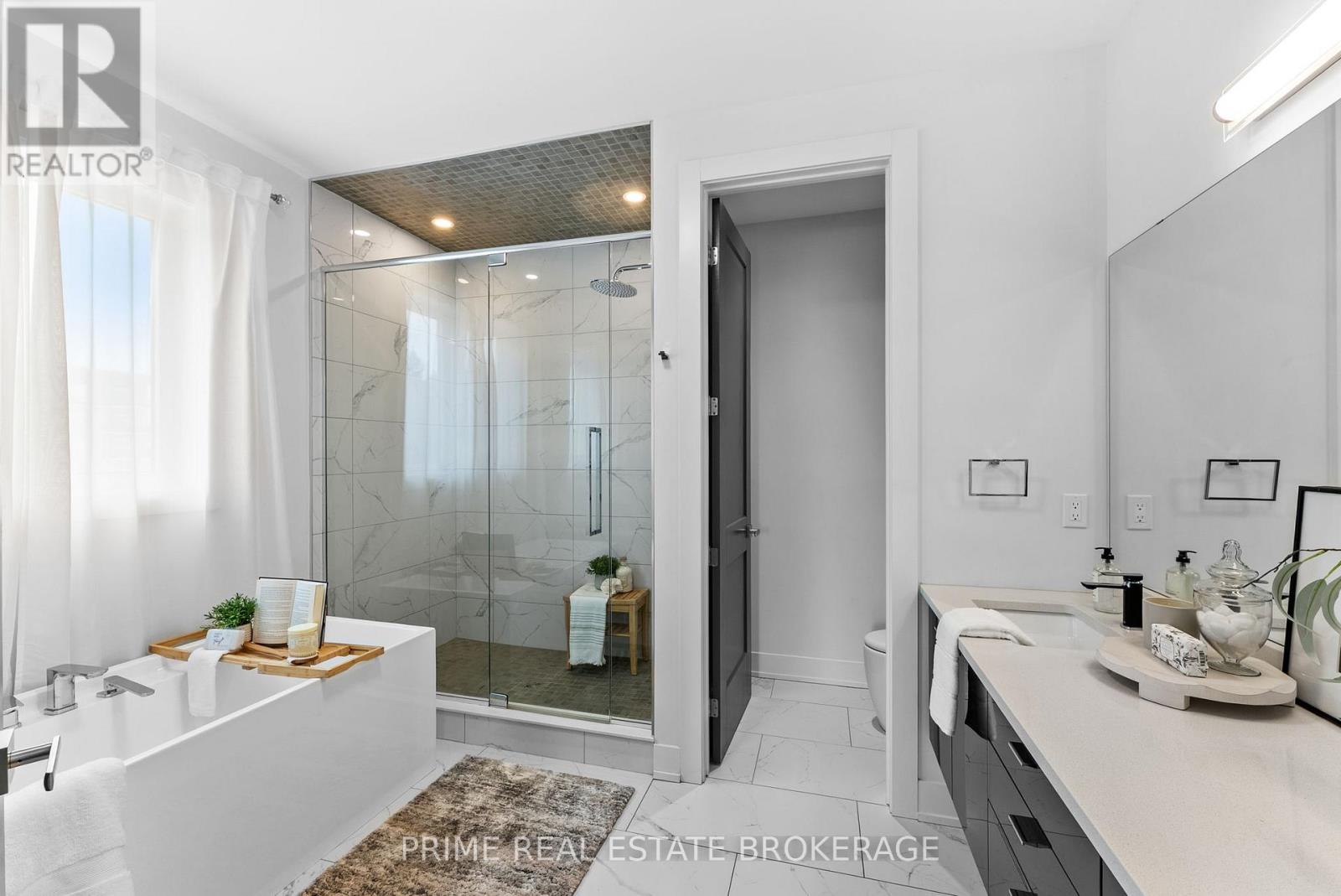 115 South Carriage Road, London North, Ontario  N6H 0C6 - Photo 25 - X12827836