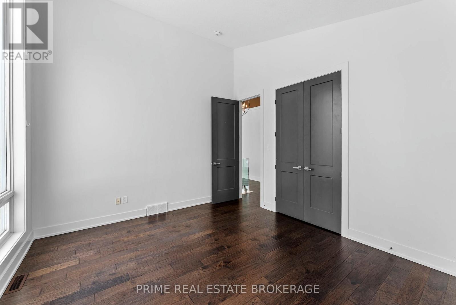 115 South Carriage Road, London North, Ontario  N6H 0C6 - Photo 29 - X12827836