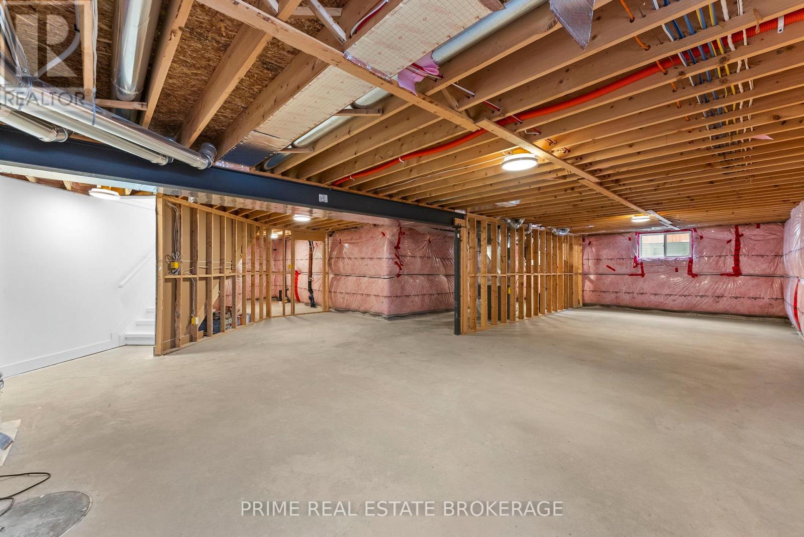 115 South Carriage Road, London North, Ontario  N6H 0C6 - Photo 37 - X12827836