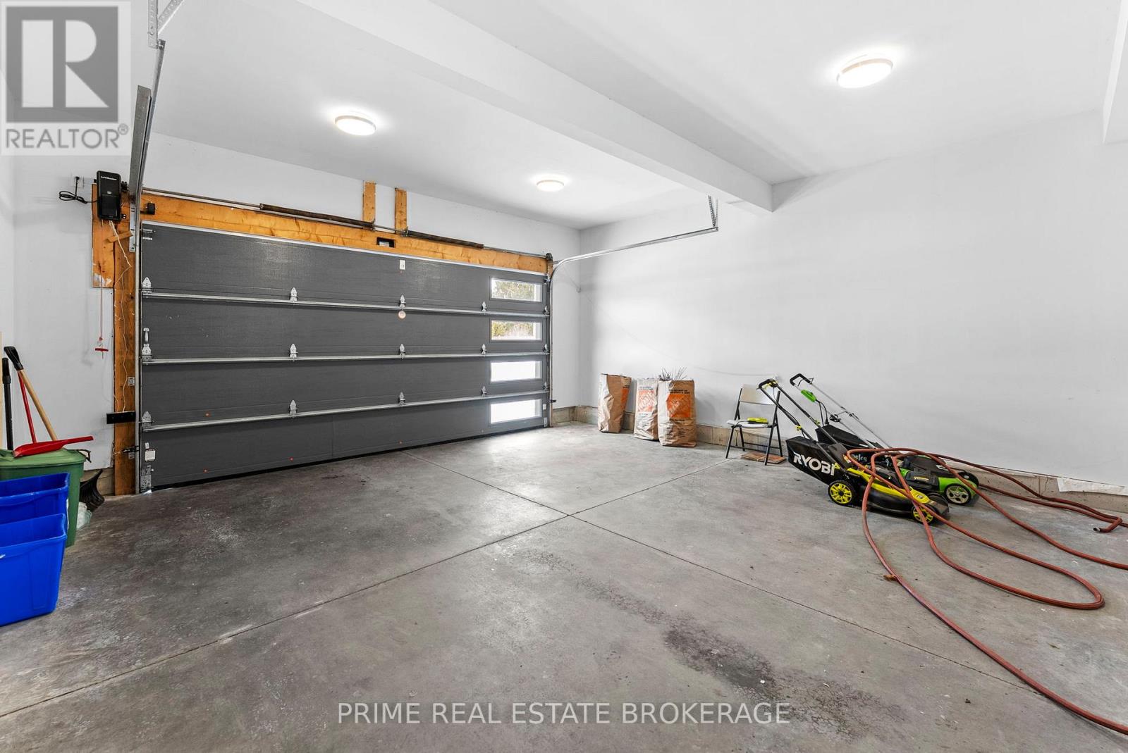 115 South Carriage Road, London North, Ontario  N6H 0C6 - Photo 40 - X12827836