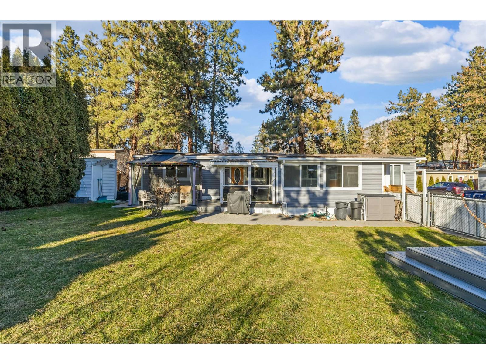 1999 97 Highway S Unit# 266, West Kelowna, British Columbia  V1Z 1B2 - Photo 13 - 10377395