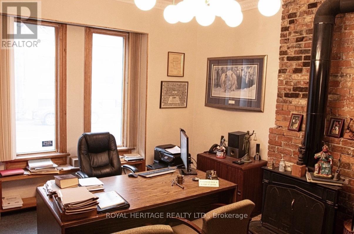 101 - 533 Queen Street E, Toronto (Moss Park), Ontario  M5A 1V1 - Photo 4 - C12828316