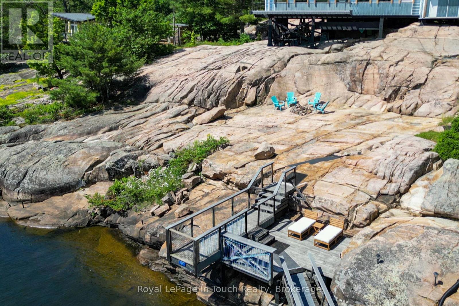 1878 Island 1040, Georgian Bay, Ontario  P0E 1E0 - Photo 12 - X12828292