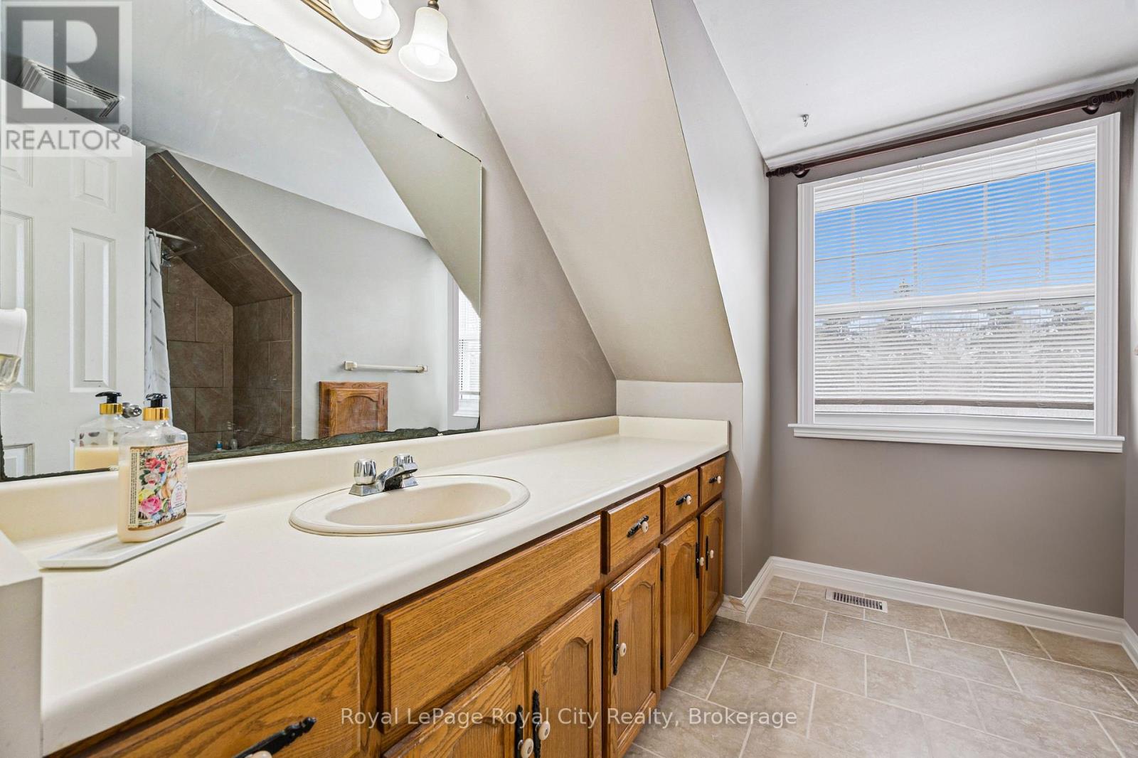 361 Ironwood Road, Guelph, Ontario  N1G 3P2 - Photo 15 - X12828312