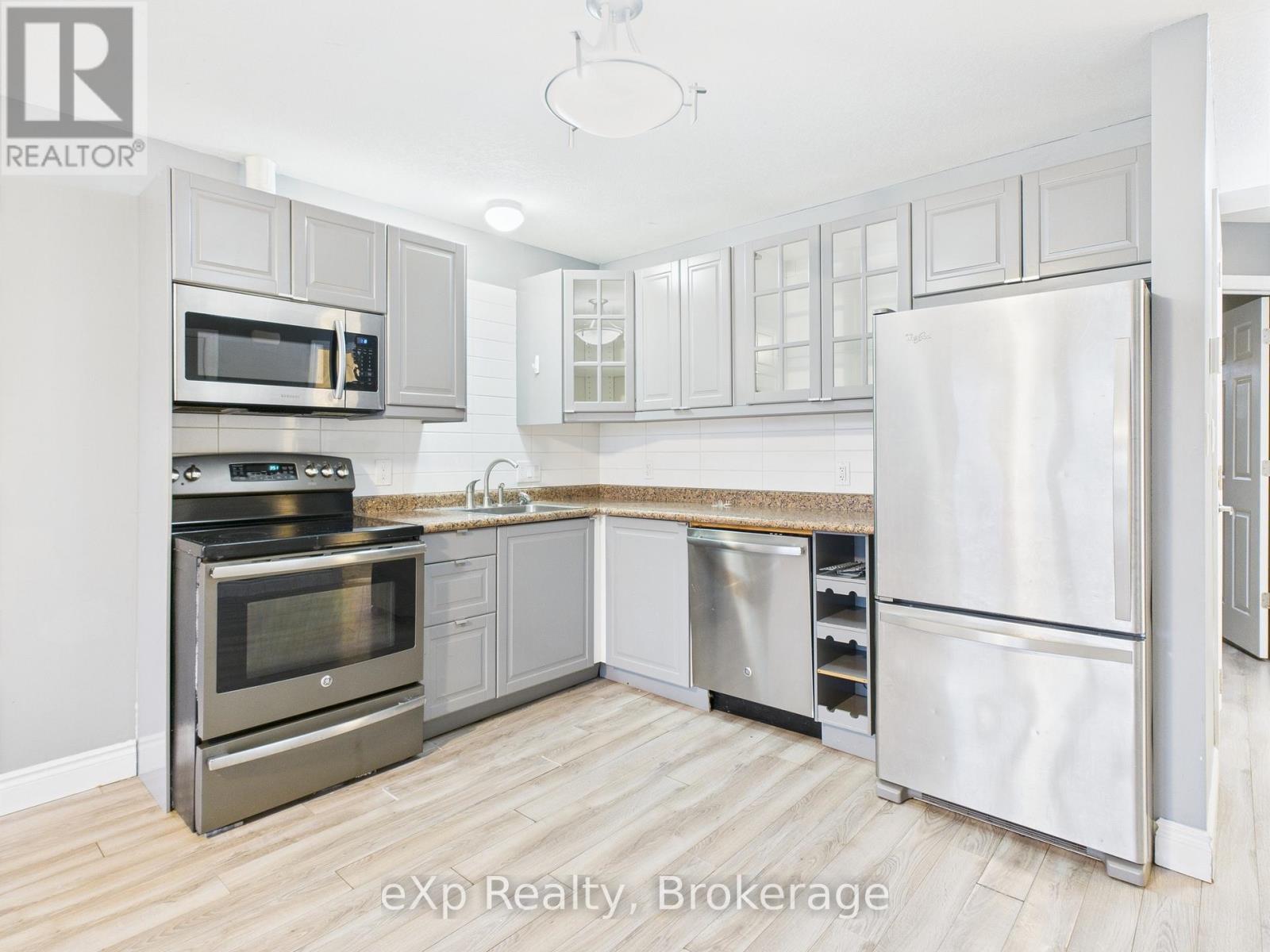 4 - 55 Regent Street S, Arran-Elderslie, Ontario  N0G 2N0 - Photo 4 - X12828324