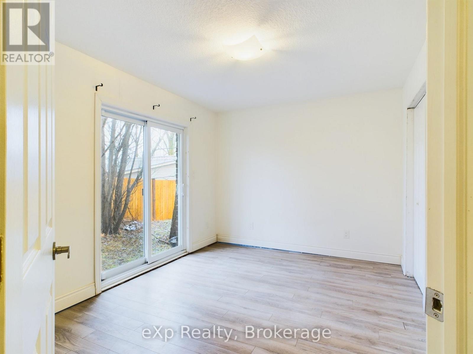 4 - 55 Regent Street S, Arran-Elderslie, Ontario  N0G 2N0 - Photo 5 - X12828324