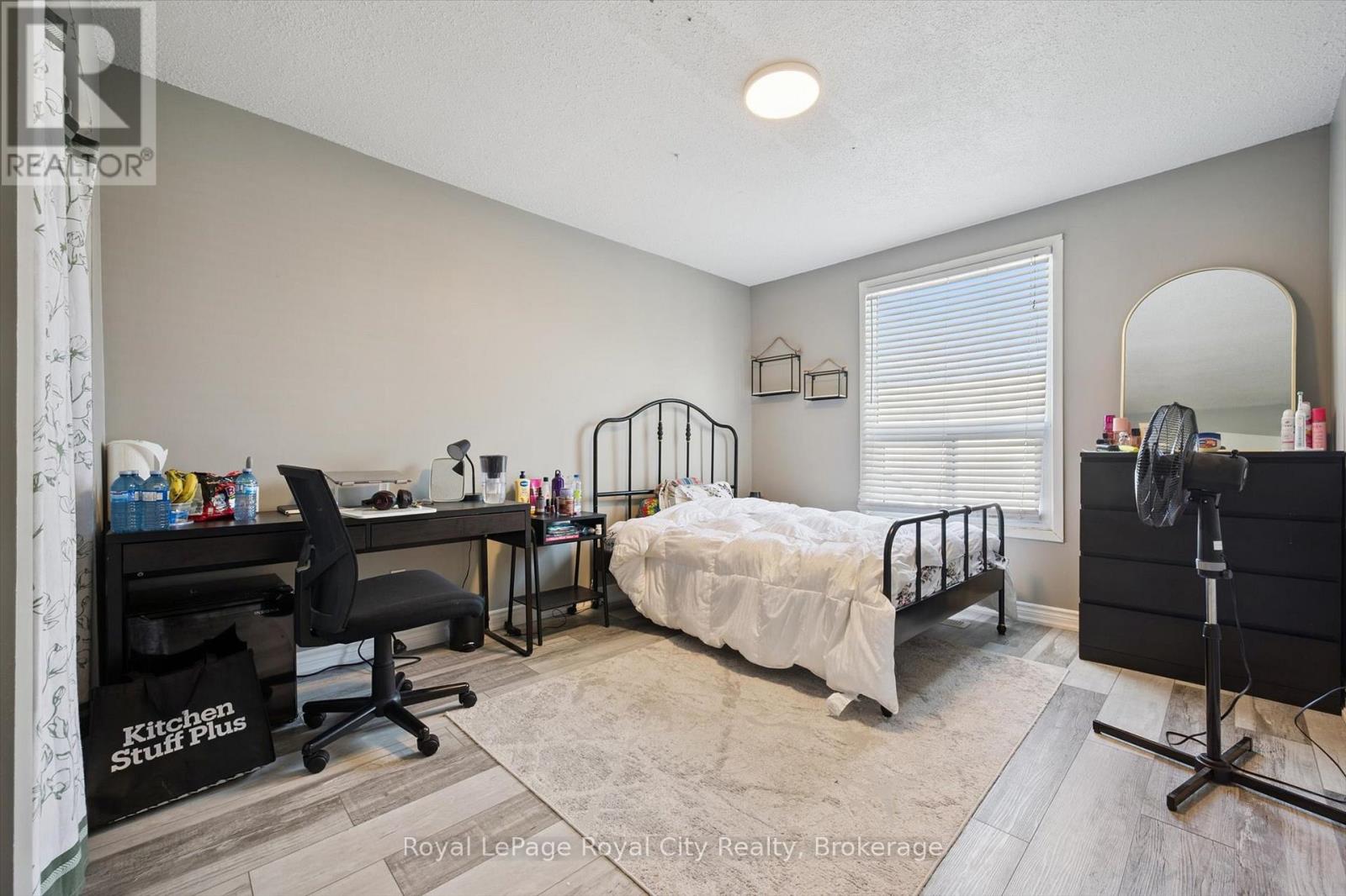 31 - 117 Janefield Avenue, Guelph, Ontario N1G 2L4 - Photo 26 - X12828340