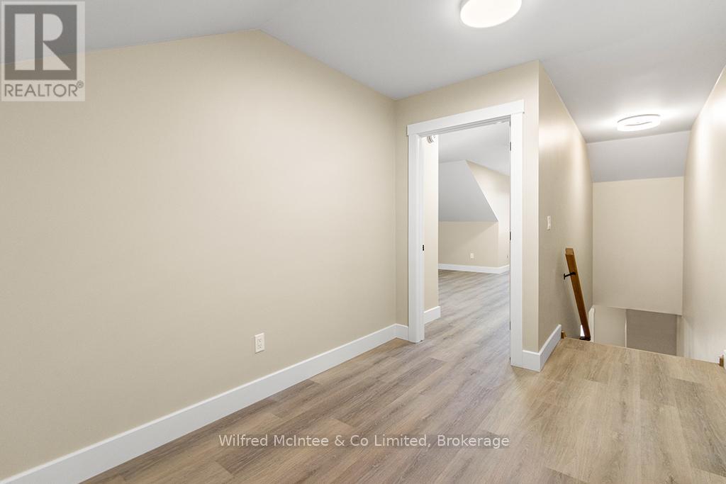 225 Saugeen Street, Saugeen Shores, Ontario  N0H 2L0 - Photo 16 - X12828372