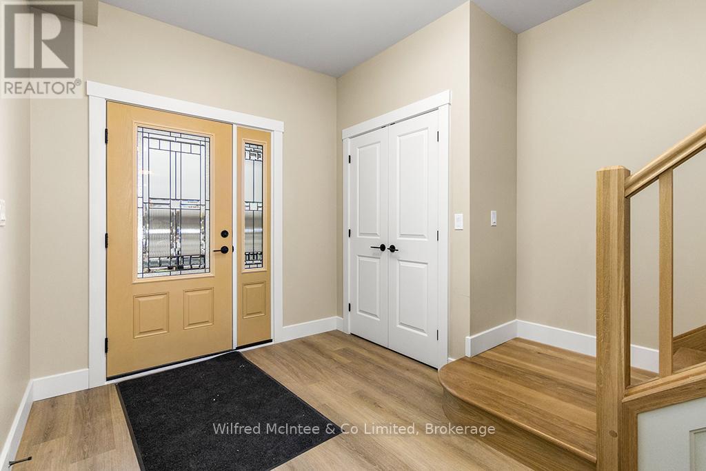 225 Saugeen Street, Saugeen Shores, Ontario  N0H 2L0 - Photo 6 - X12828372