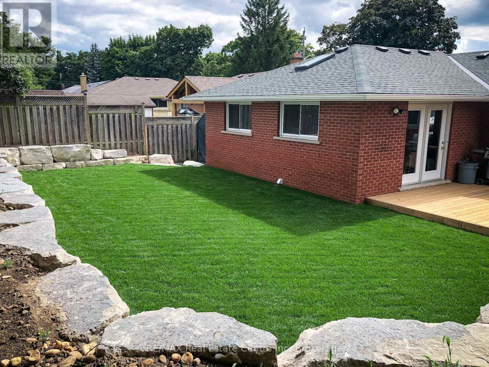 31 Sunnylea Crescent, Guelph (General Hospital), Ontario  N1E 1W3 - Photo 21 - X12828380