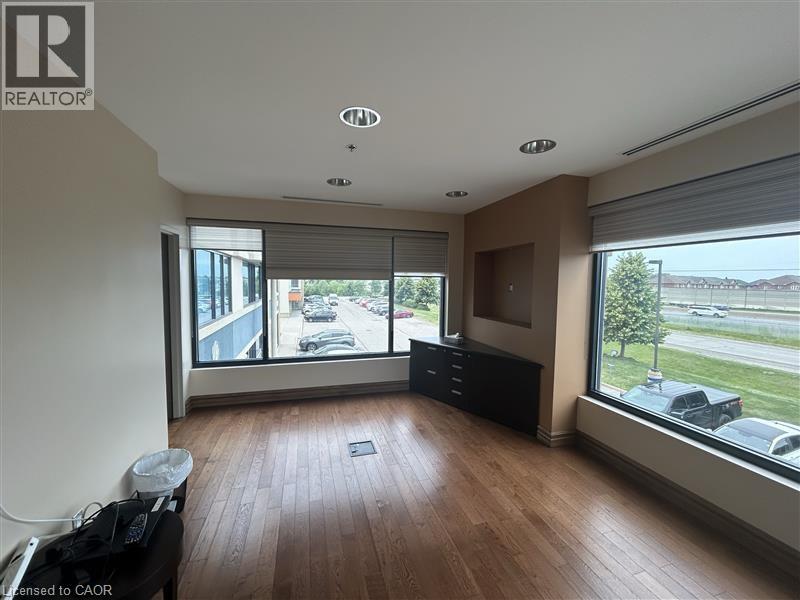 435 Mcneilly Road Unit# 204, Stoney Creek, Ontario  L8E 5E3 - Photo 4 - 40658403