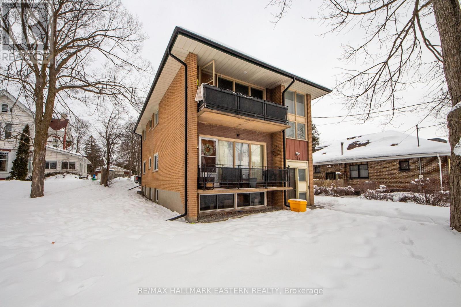 722 Chemong Road, Peterborough, Ontario  K9H 5Y9 - Photo 2 - X12828300