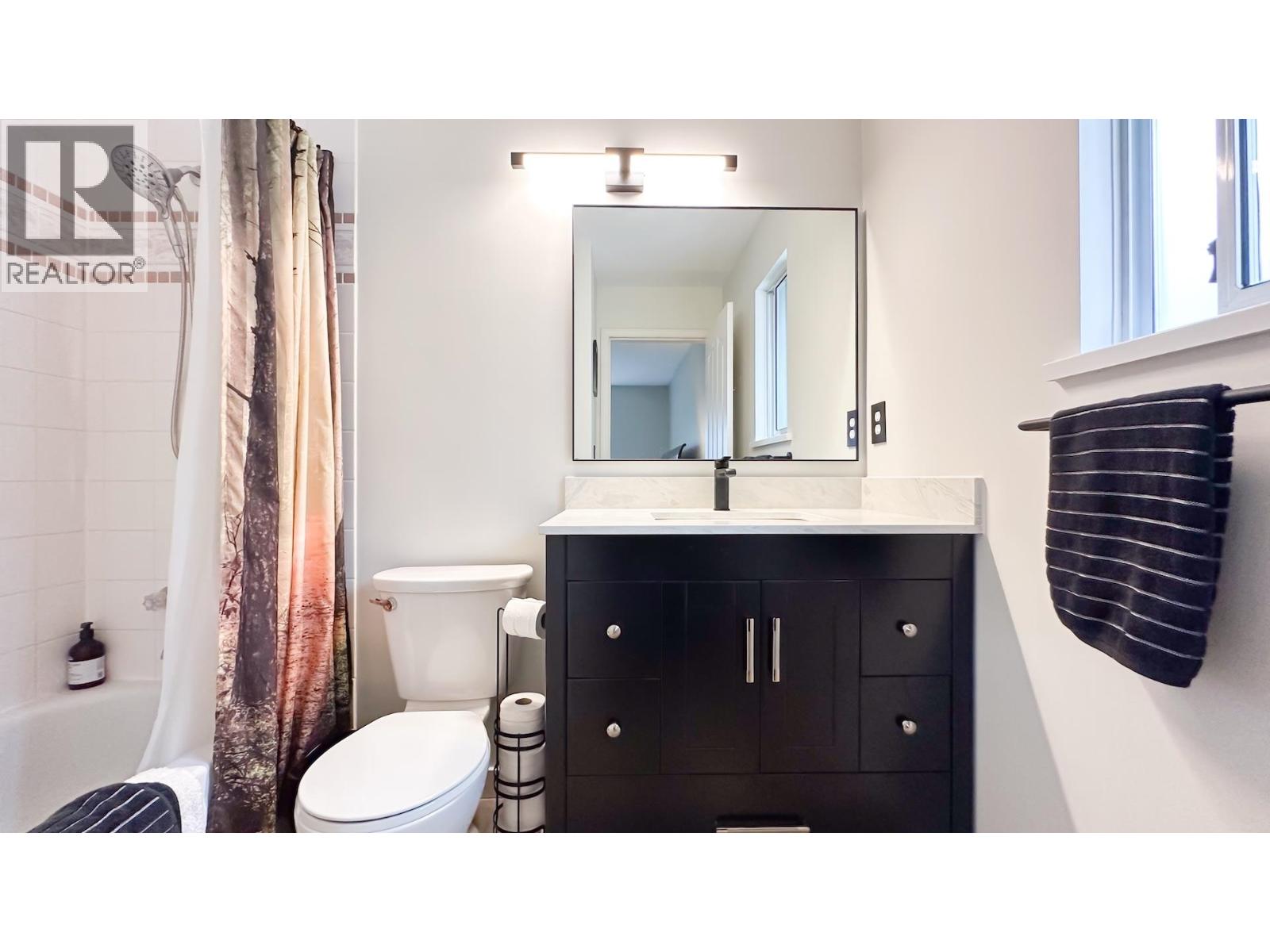 12055 Chestnut Crescent, Pitt Meadows, British Columbia  V3Y 2L6 - Photo 17 - R3092797