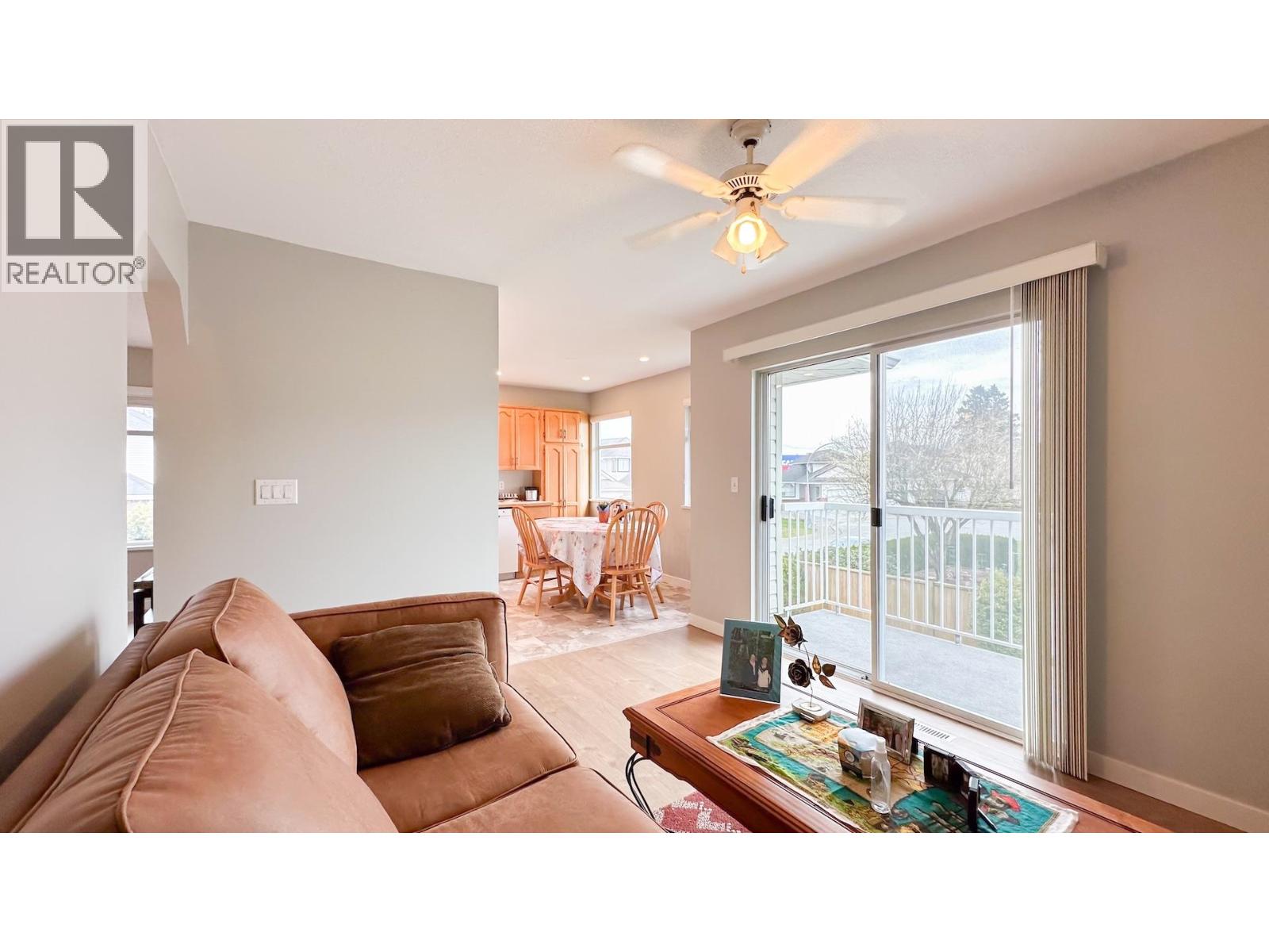 12055 Chestnut Crescent, Pitt Meadows, British Columbia  V3Y 2L6 - Photo 12 - R3092797