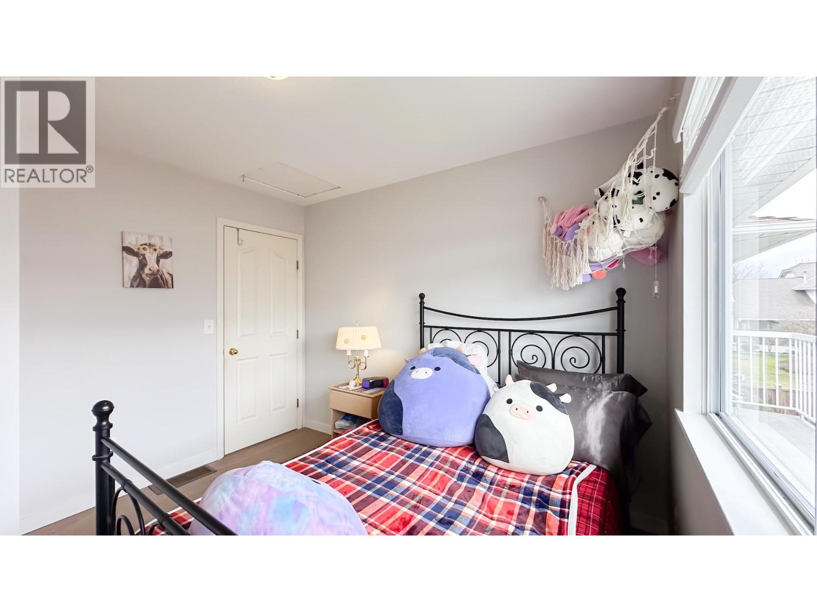 12055 Chestnut Crescent, Pitt Meadows, British Columbia  V3Y 2L6 - Photo 20 - R3092797