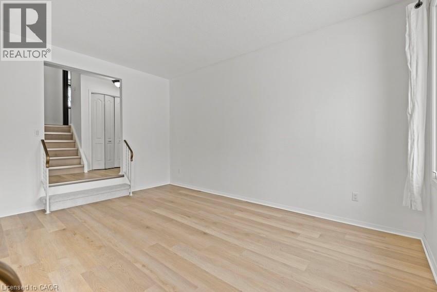 6176 Johnson Drive, Niagara Falls, Ontario  L2J 3J5 - Photo 9 - 40808115