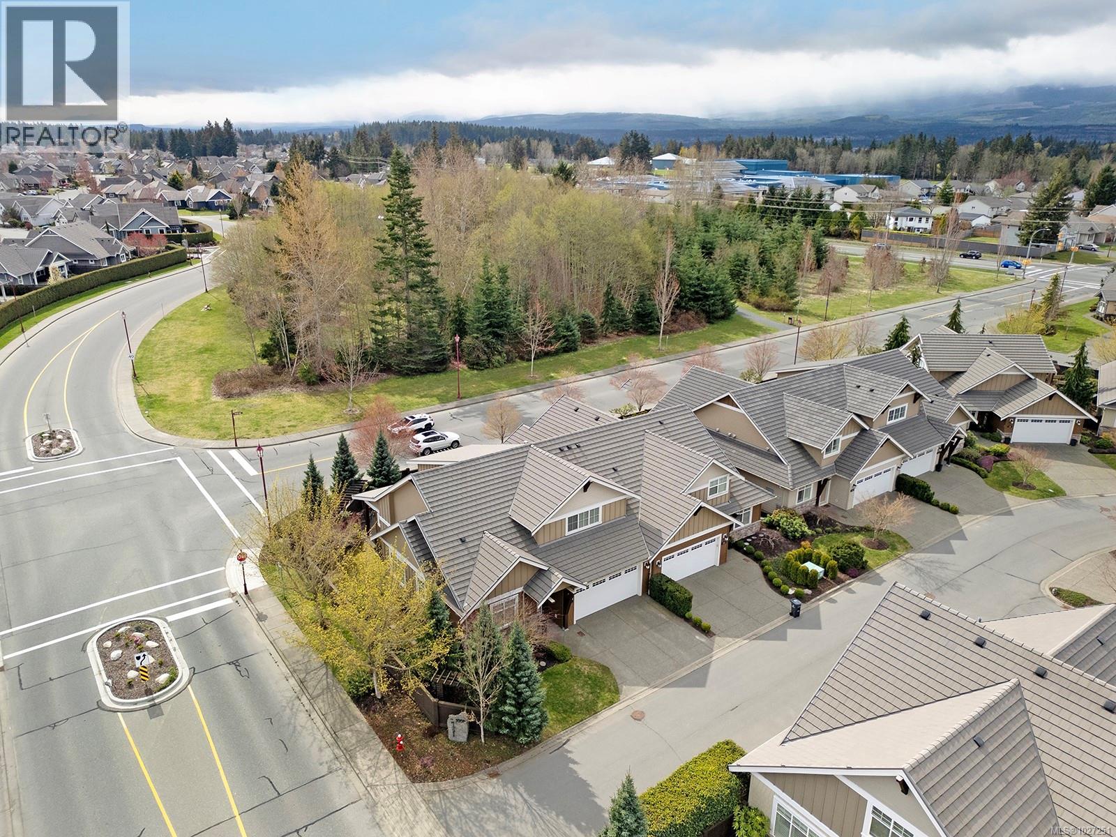 107 1055 Crown Isle Dr, Courtenay, British Columbia V9N 0A5 - Photo 44 - 1027251