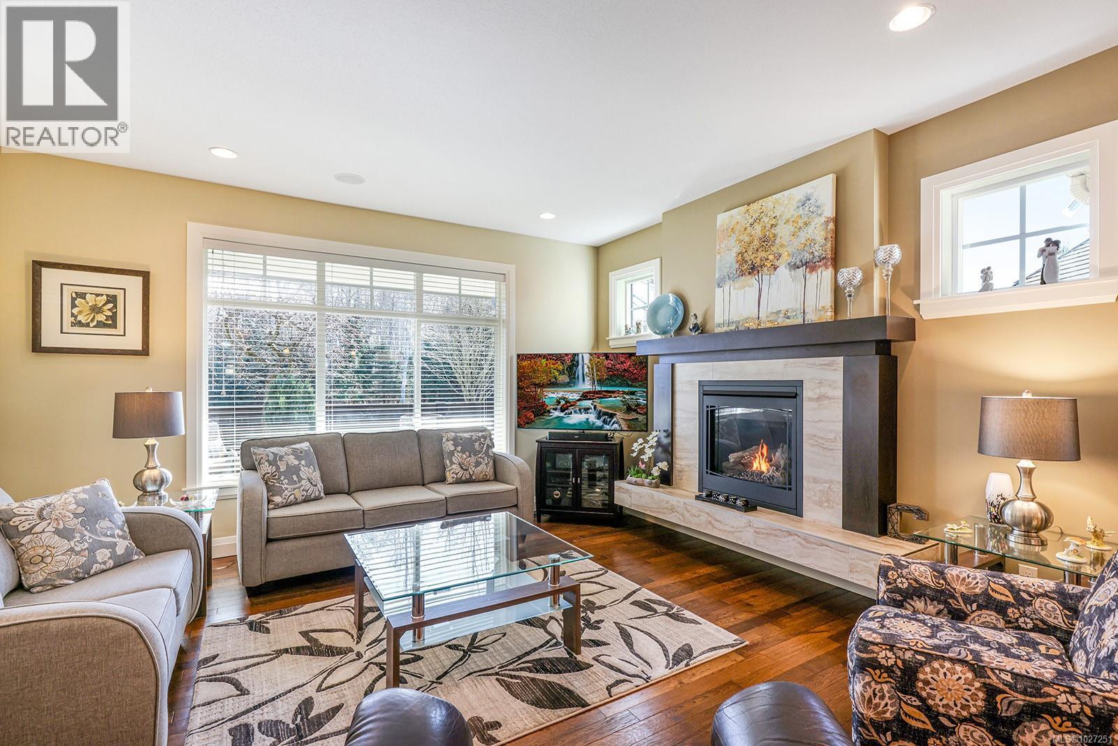 107 1055 Crown Isle Dr, Courtenay, British Columbia V9N 0A5 - Photo 9 - 1027251