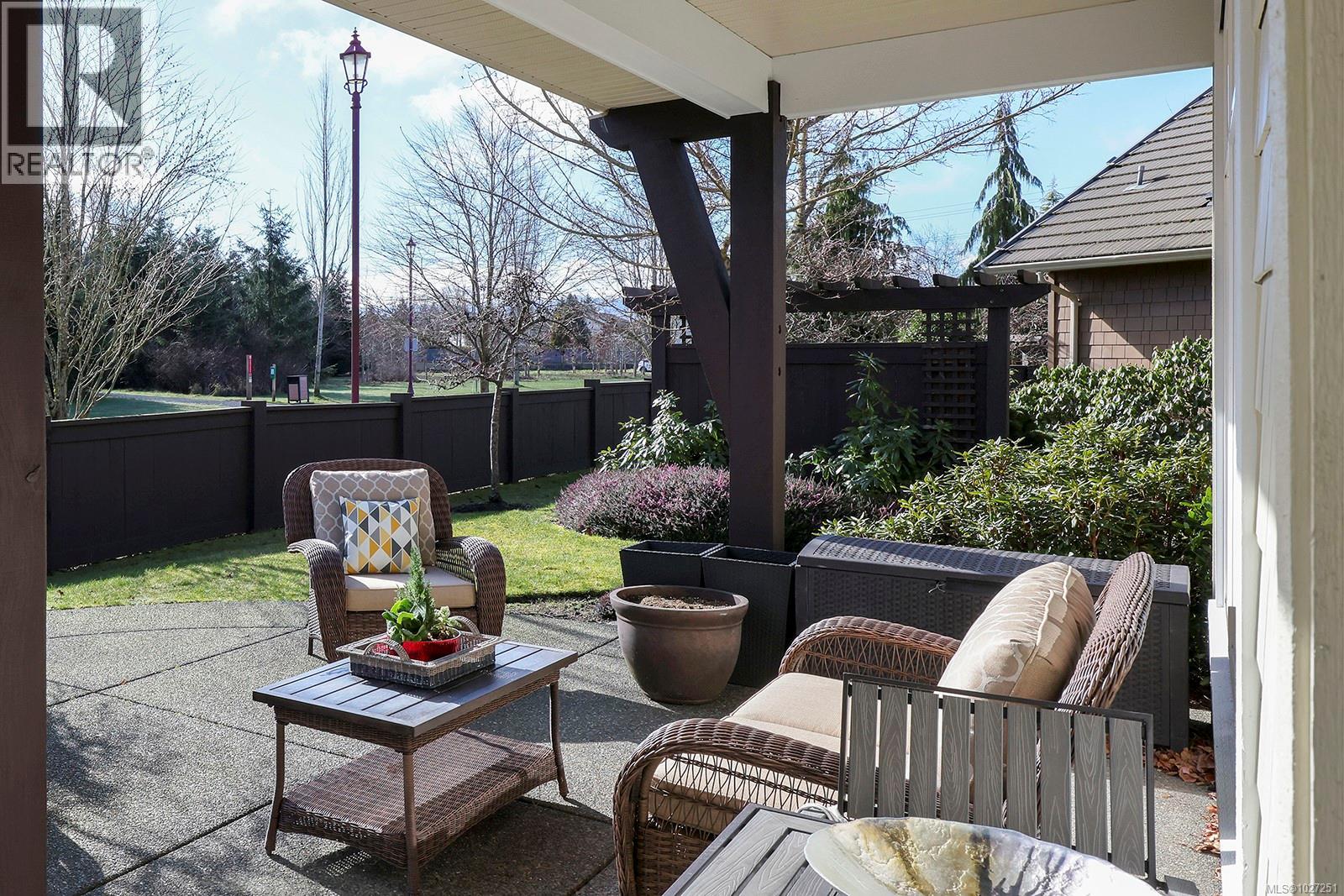 107 1055 Crown Isle Dr, Courtenay, British Columbia V9N 0A5 - Photo 35 - 1027251