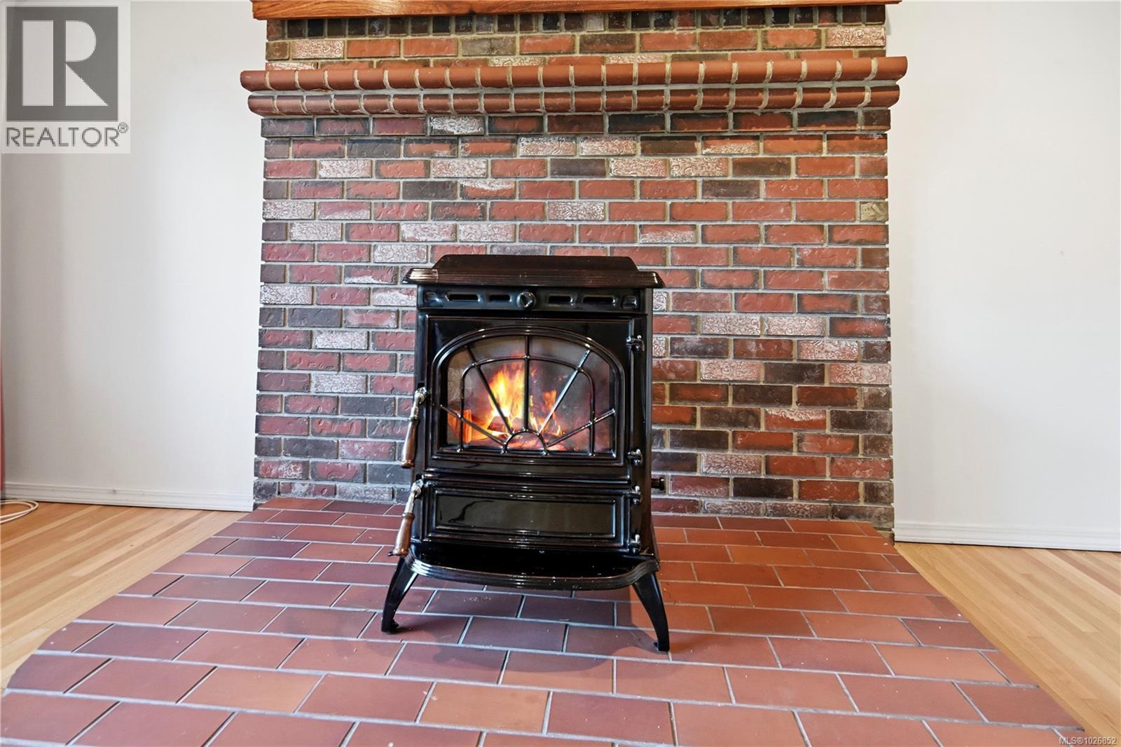 1045 Mcclay Way, Gabriola Island, British Columbia  V0R 1X3 - Photo 12 - 1026852