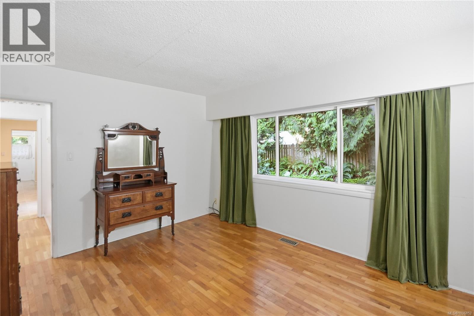 1045 Mcclay Way, Gabriola Island, British Columbia  V0R 1X3 - Photo 16 - 1026852