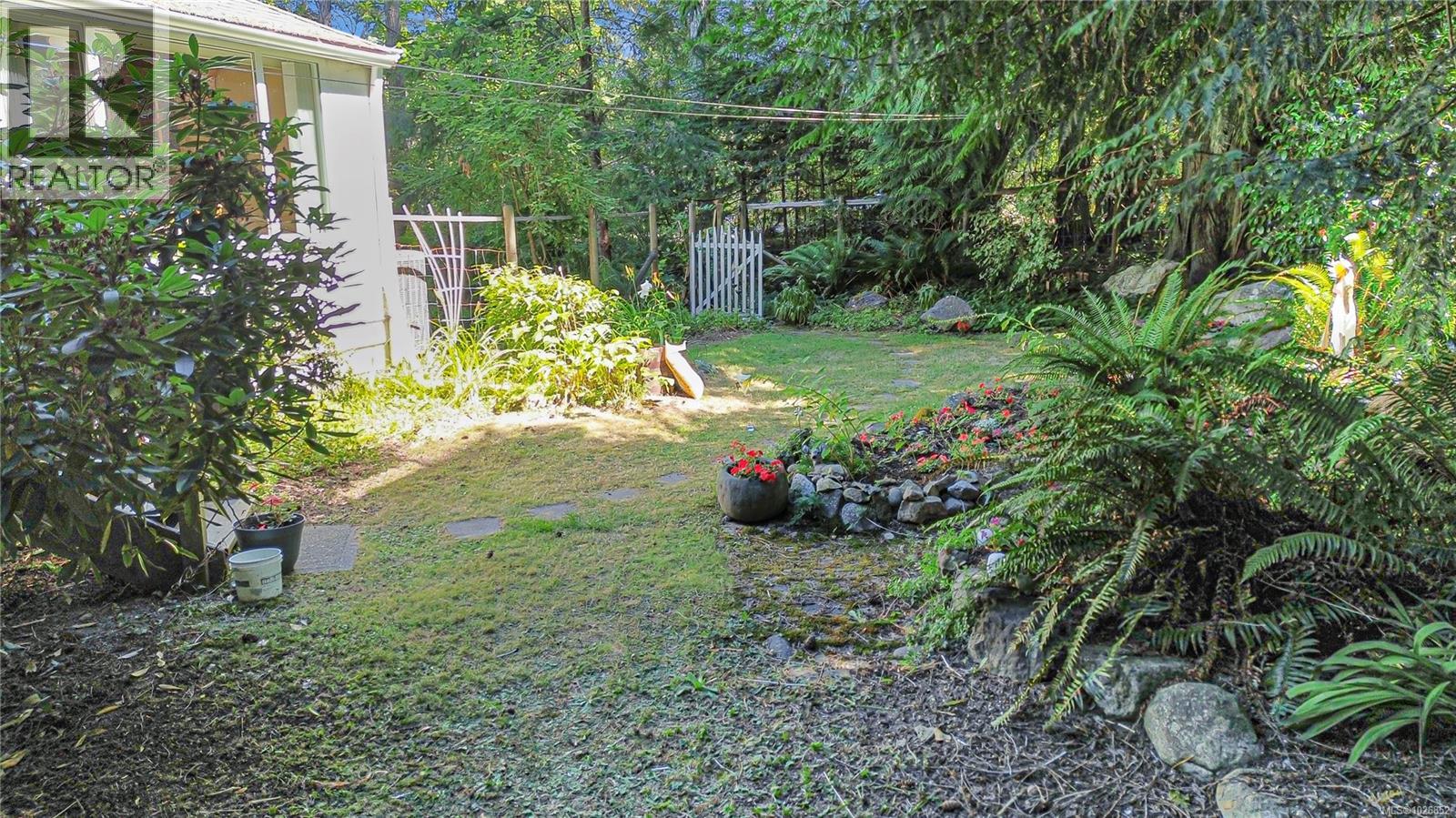 1045 Mcclay Way, Gabriola Island, British Columbia  V0R 1X3 - Photo 22 - 1026852